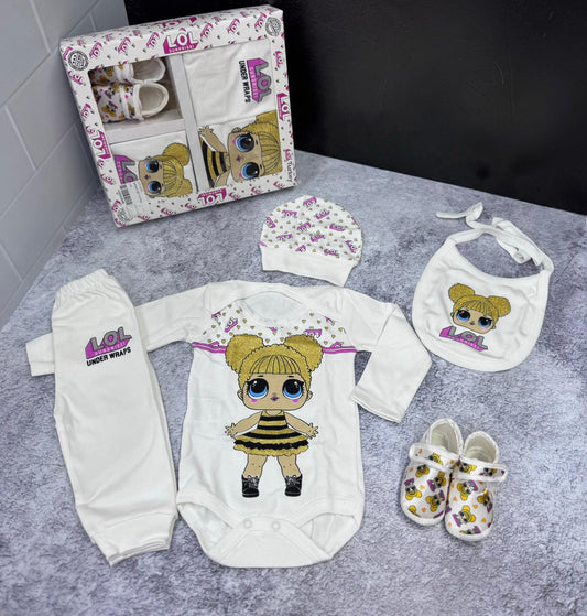 New born set with shoes